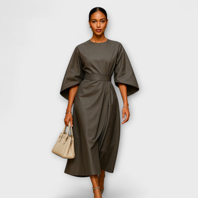 Lola - Elegante vestido con mangas